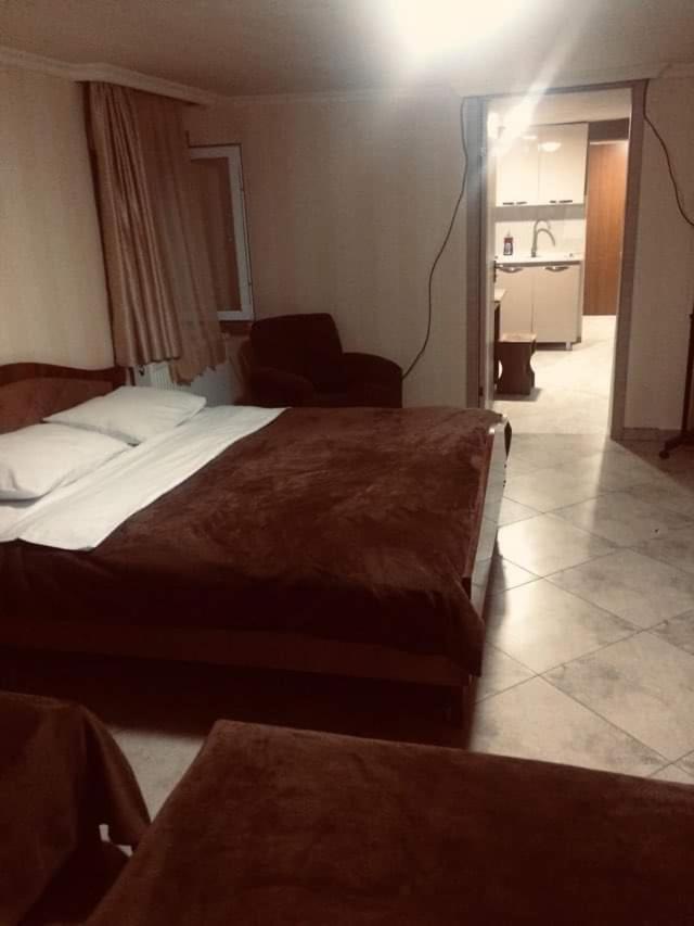 Guesthouse Raisa كفاريلي المظهر الخارجي الصورة